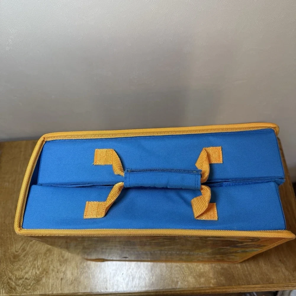 Skylanders Giants Carrying Case Removable Shelves